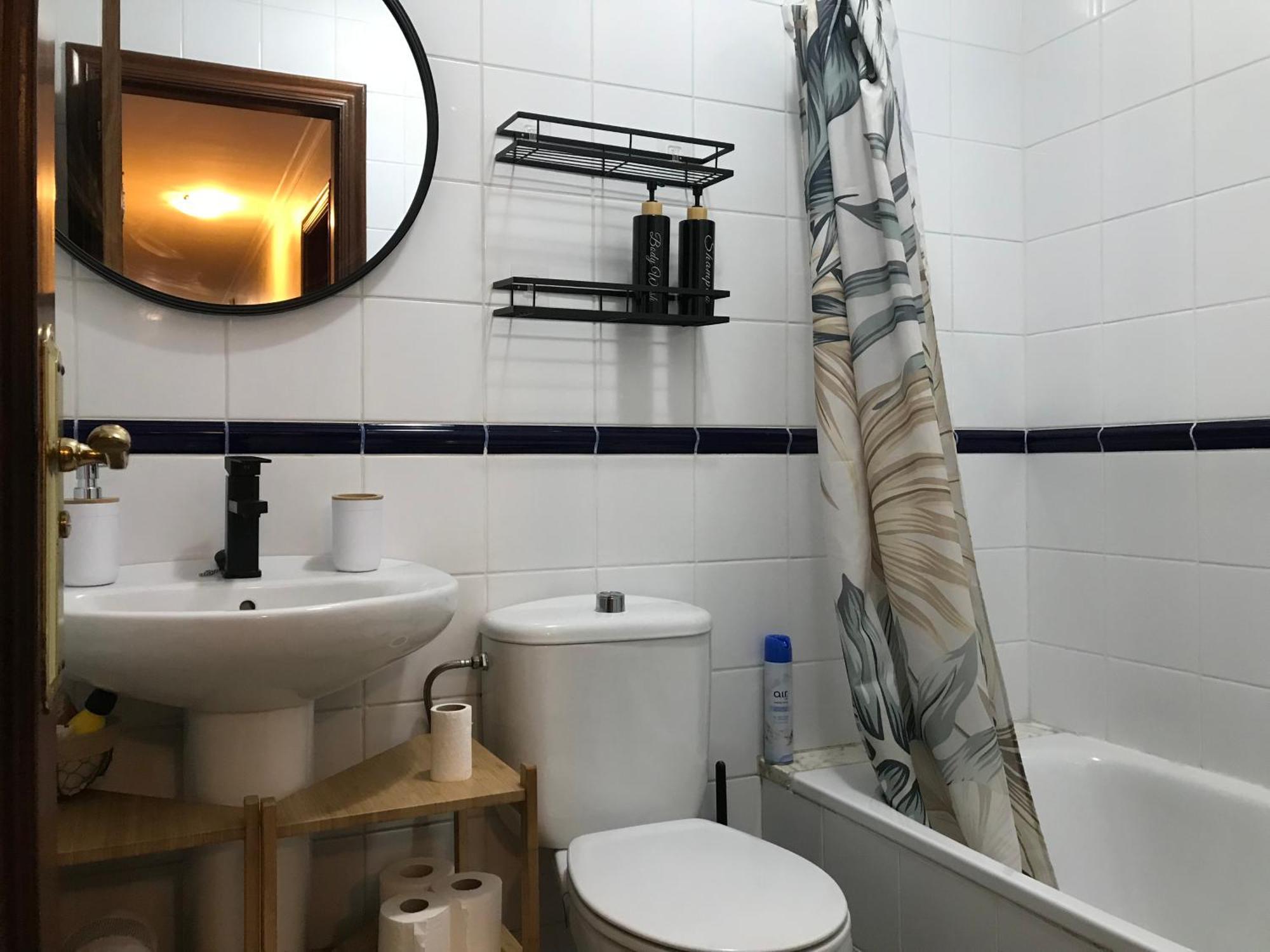 Apartamento Con Amplia Terraza Cerca Del Hospital Clinico Santiago de Compostela Bagian luar foto